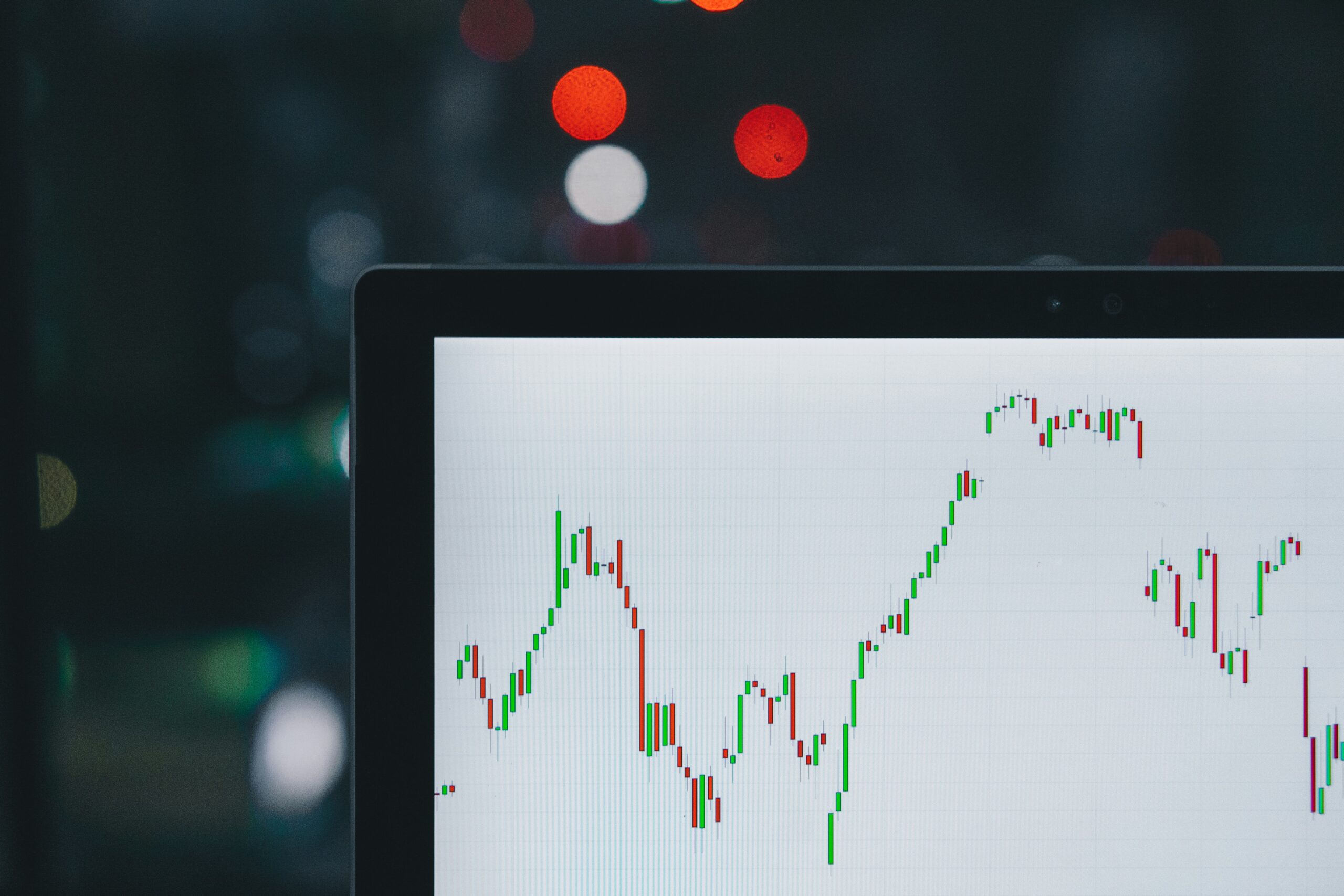 Economic Crossroads: Assessing Recession Realities and Resilience in Japan, the UK, and the US